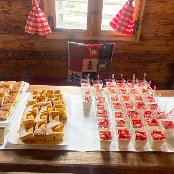 Buffetservice und Vielfältiges Müsli-Angebot